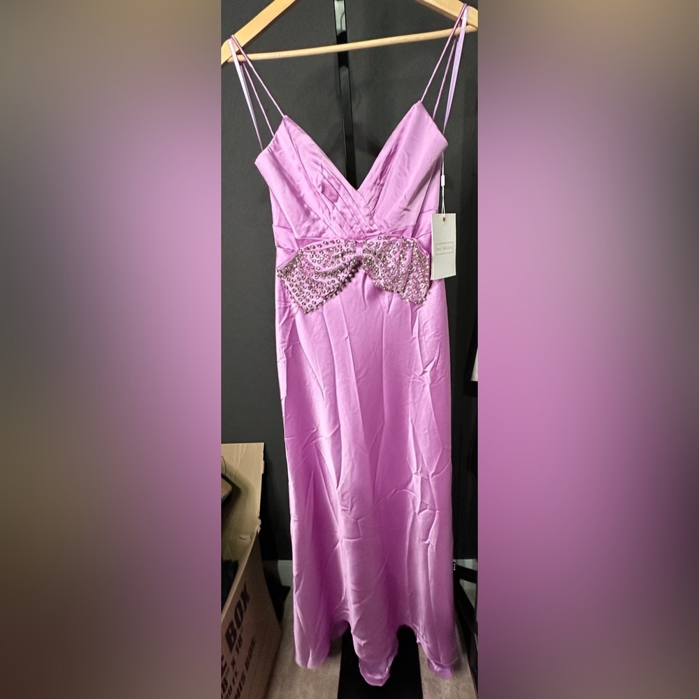 Mac Duggal | V-neckline Low Cut Back Embellished Waist bow Satin Dress - Picture 3 of 6